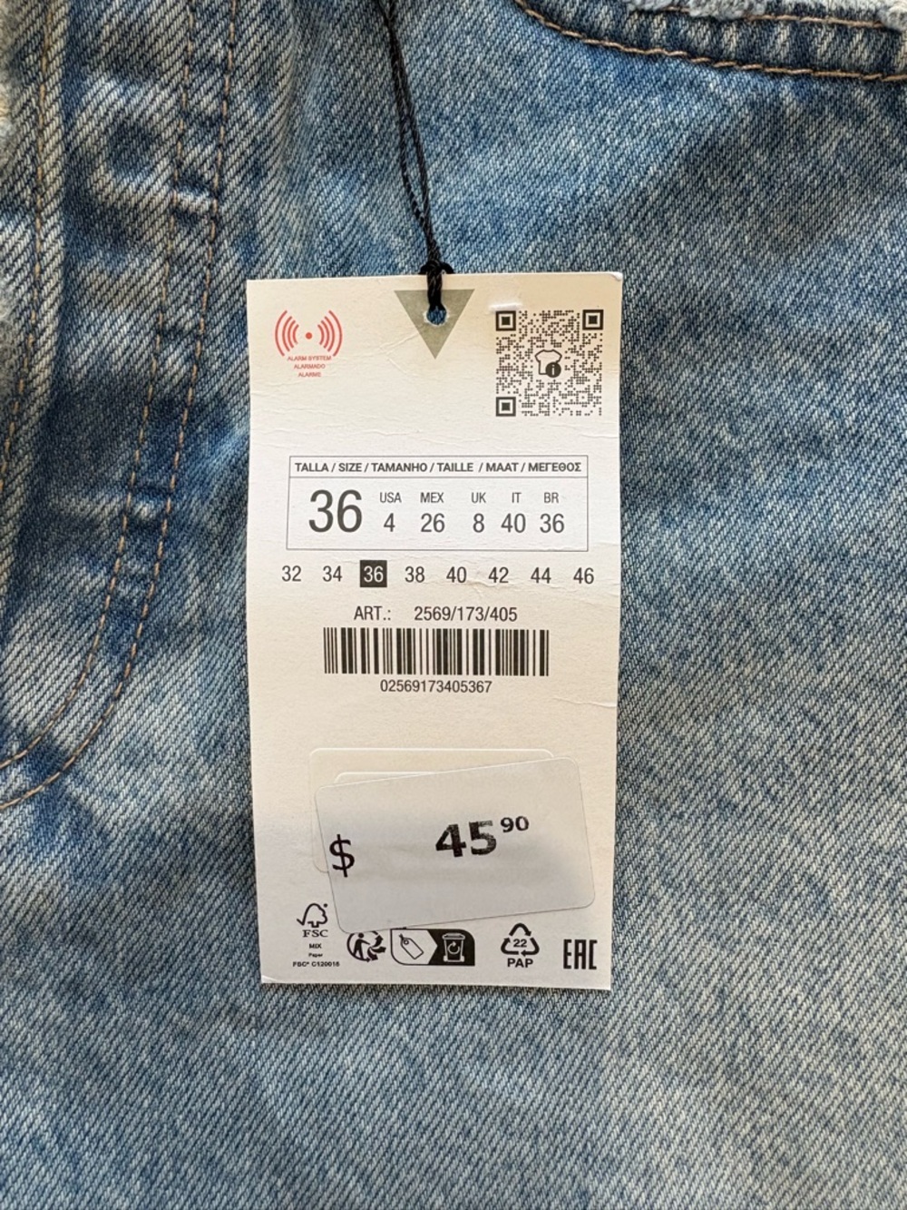 Zara High Rise Denim Shorts - Picture 2 of 4